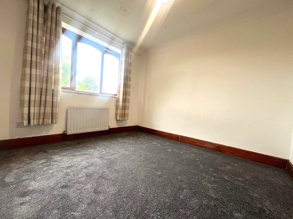 Property in Chamberlain Way, Pinner, HA5 2AT