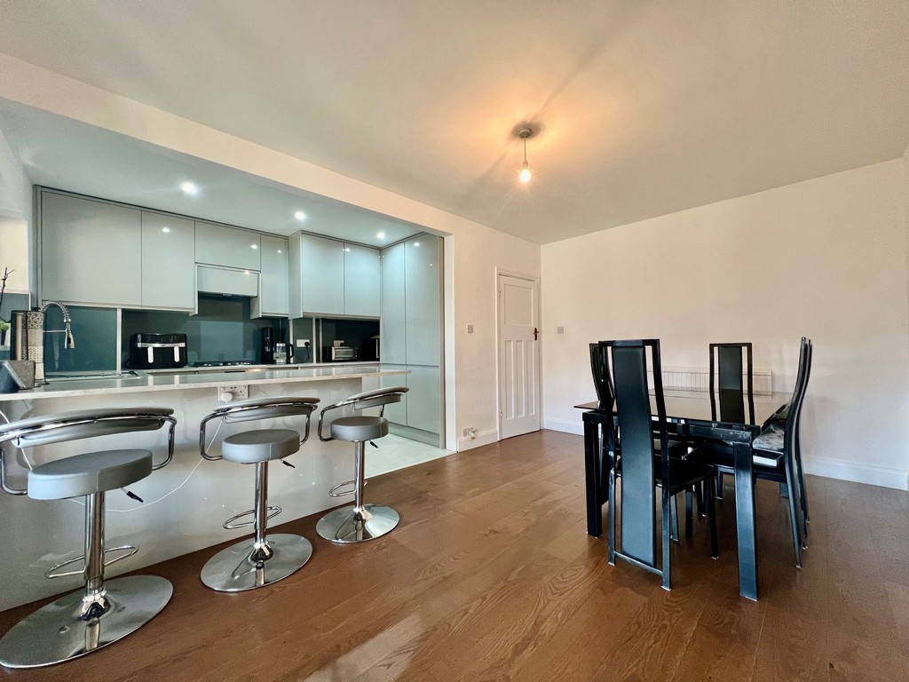 Property in Exeter Road, Harrow, HA2 9PJ