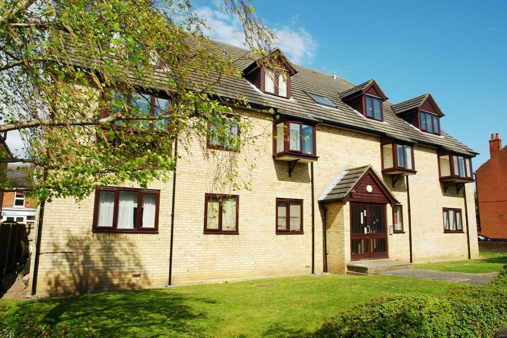 Stack & Bonner Estate agents based in Kingston Upon Thames Home