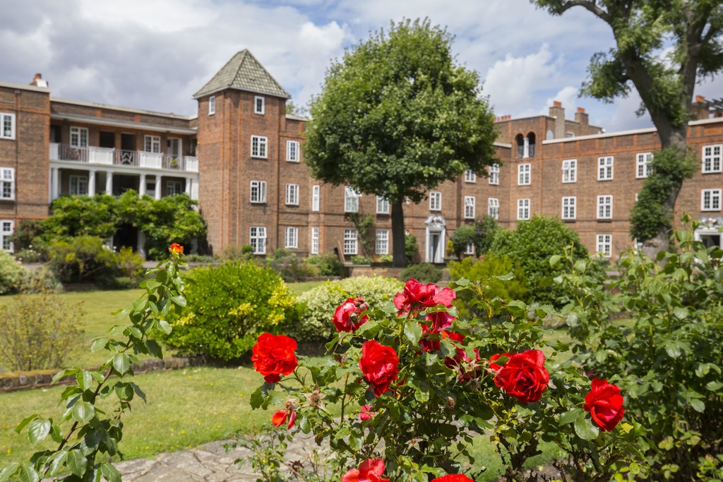 Property in St. Andrews Square, Surbiton, KT6