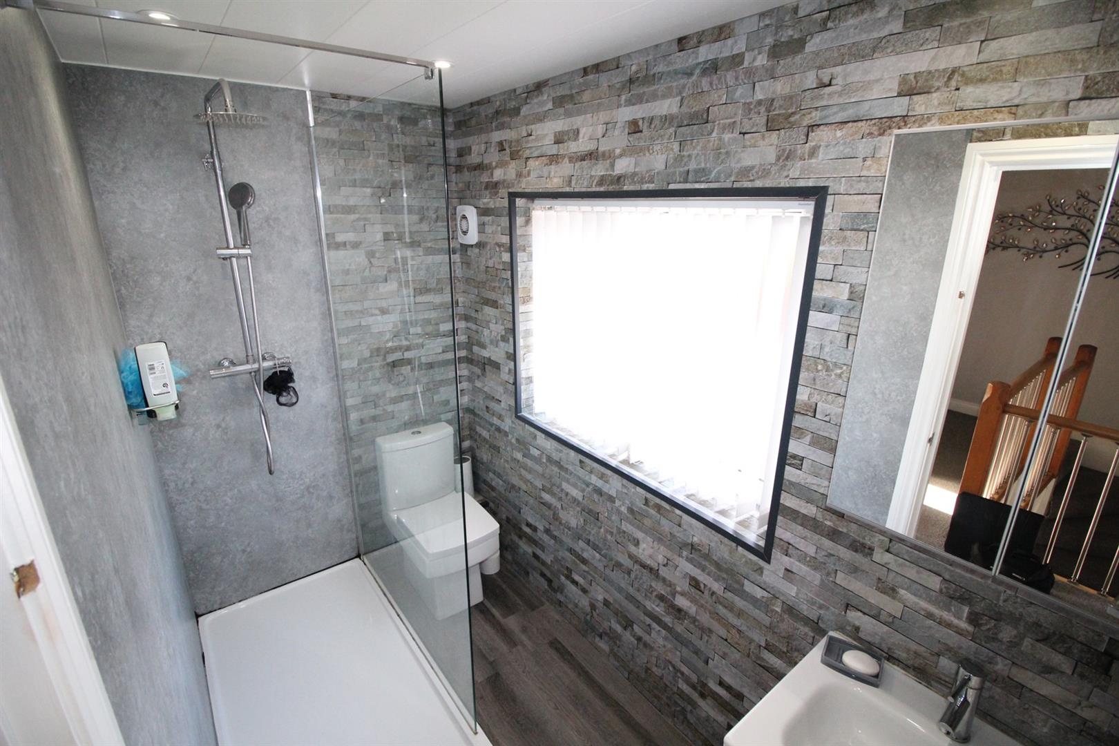 Property in Bedale Avenue, Billingham, TS23