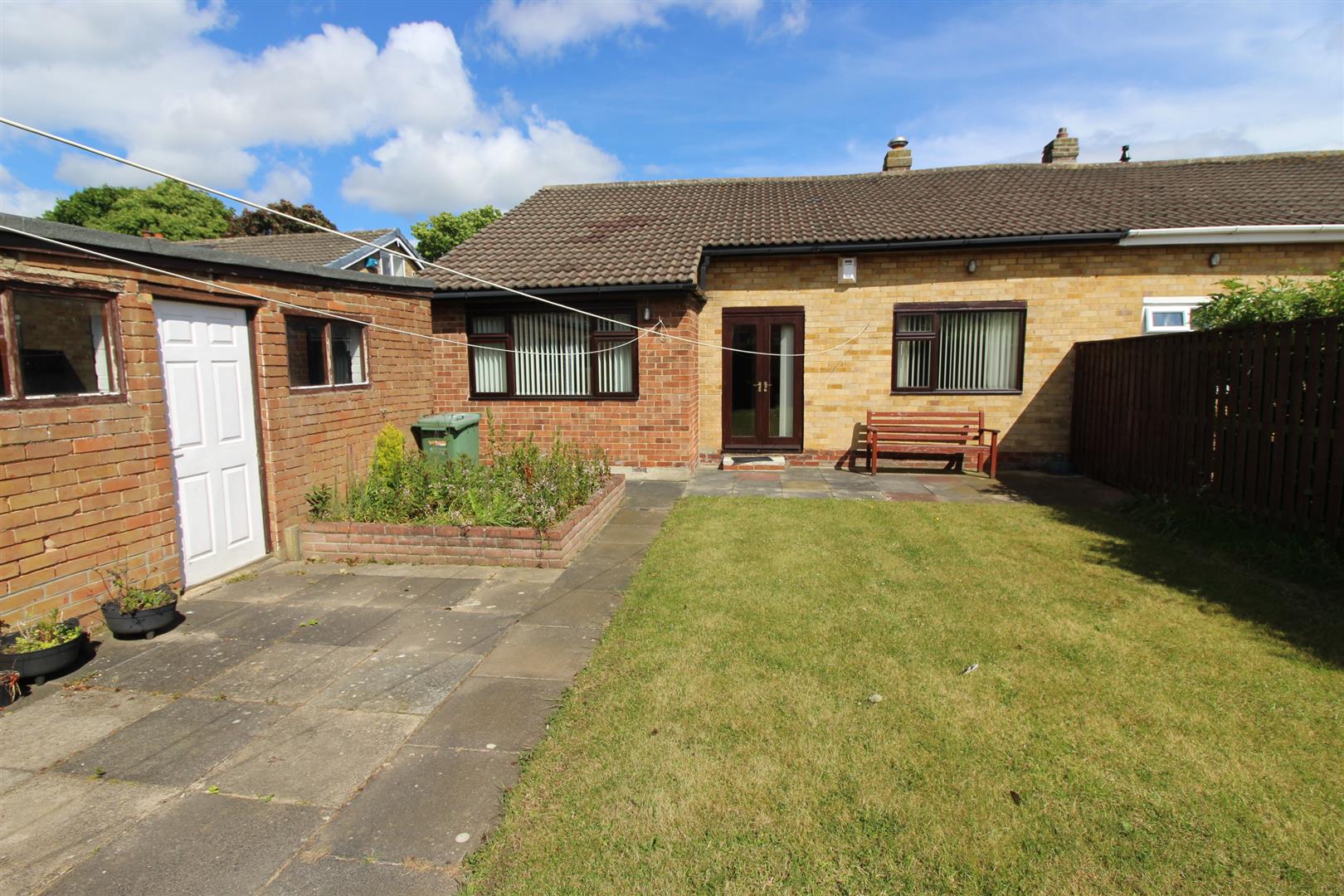 Property in Carlton Avenue, Billingham, TS22