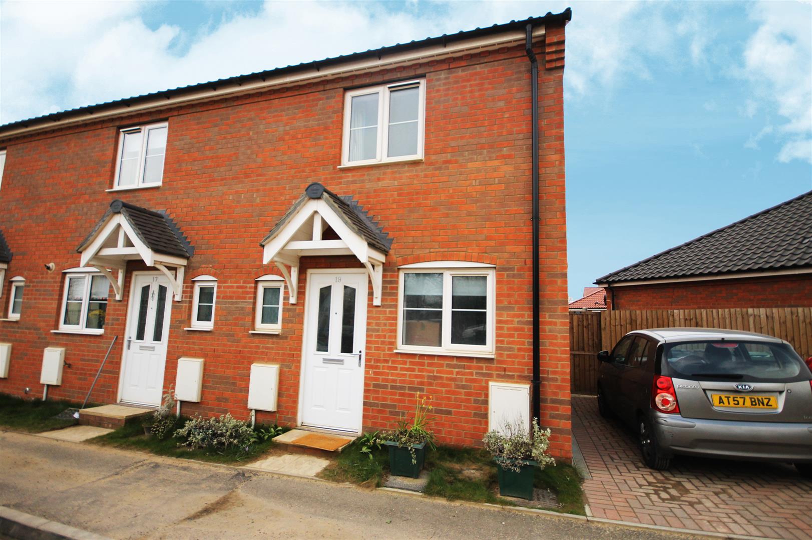 Property in Maurecourt Drive, Brundall, Norwich, NR13 5SD
