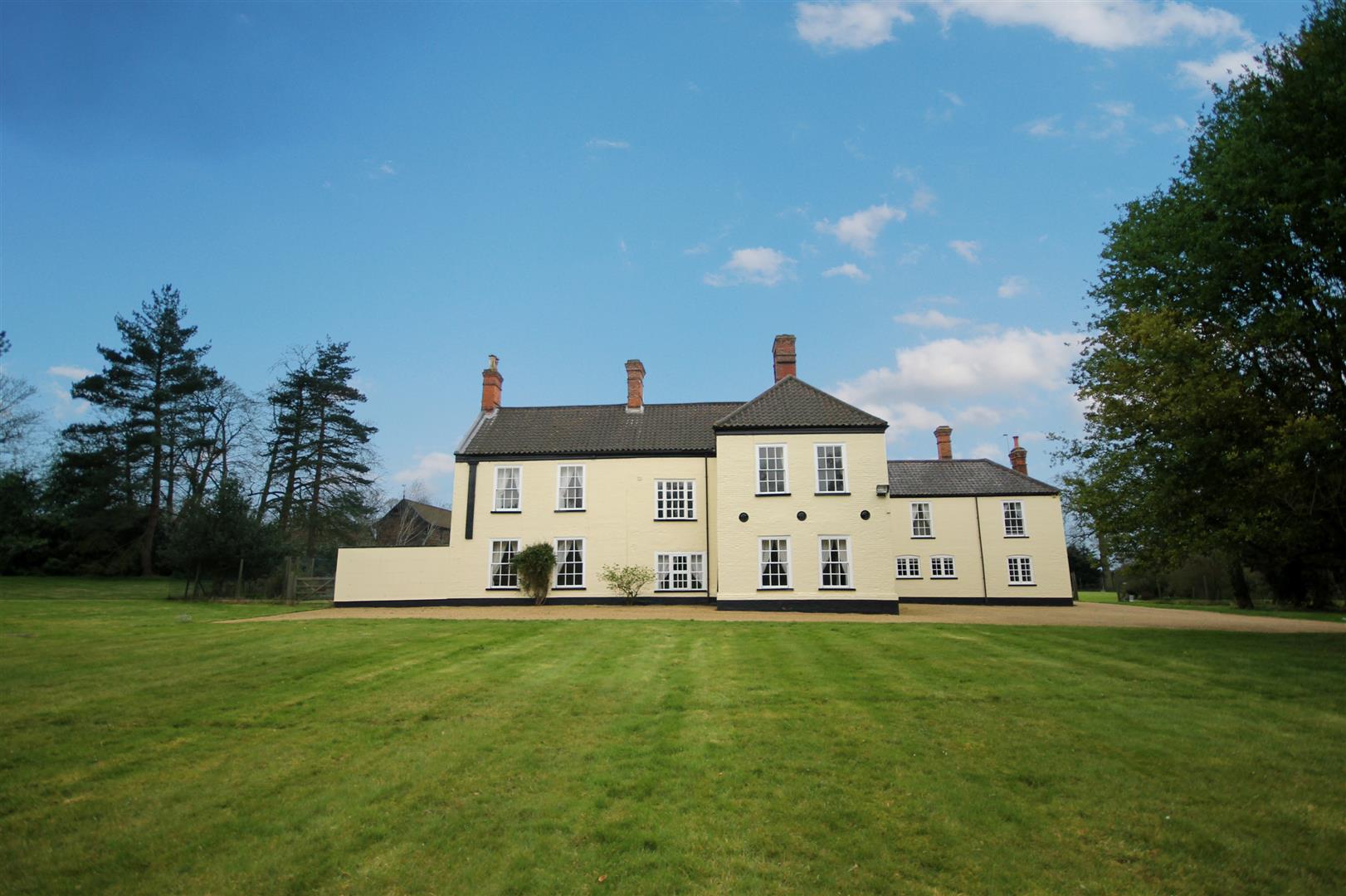 Property in Fox Road, Framingham Pigot, Norwich, Norfolk, NR14 7PZ