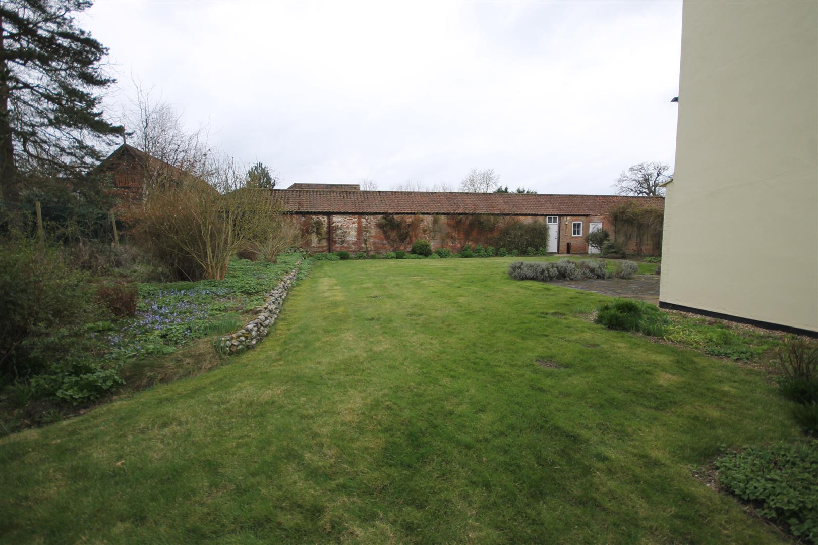 Property in Fox Road, Framingham Pigot, Norwich, Norfolk, NR14 7PZ
