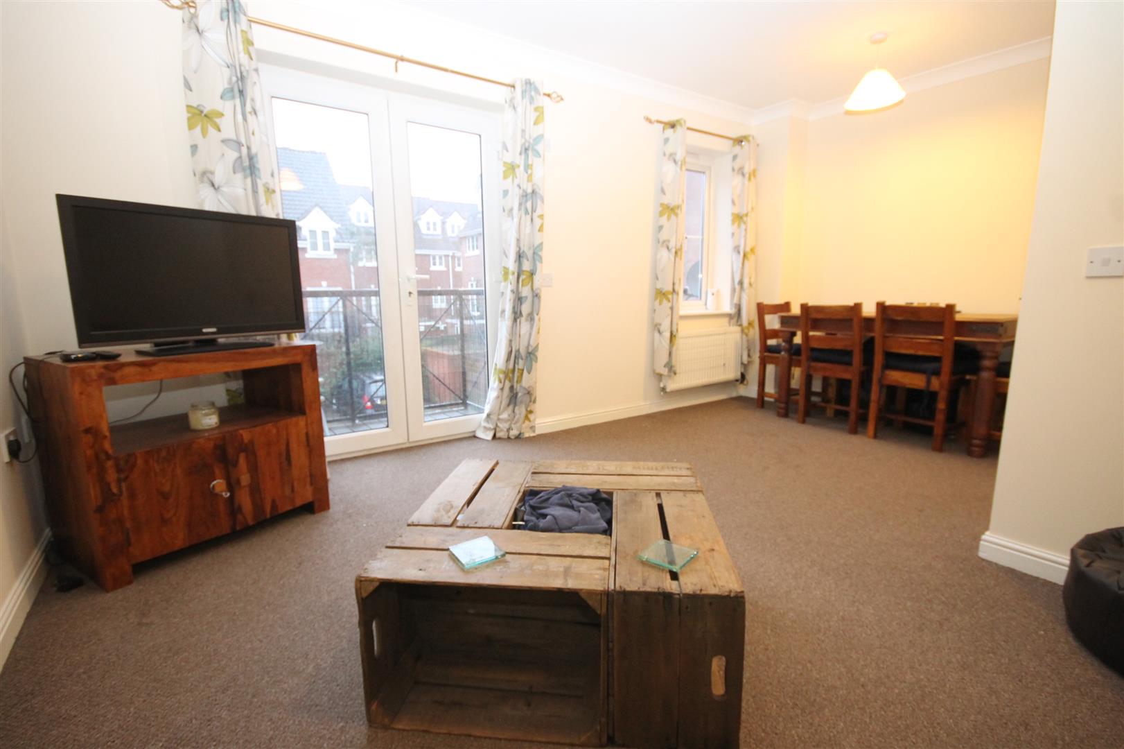 Property in Drayton Road, Norwich, Norfolk, NR3 2DW