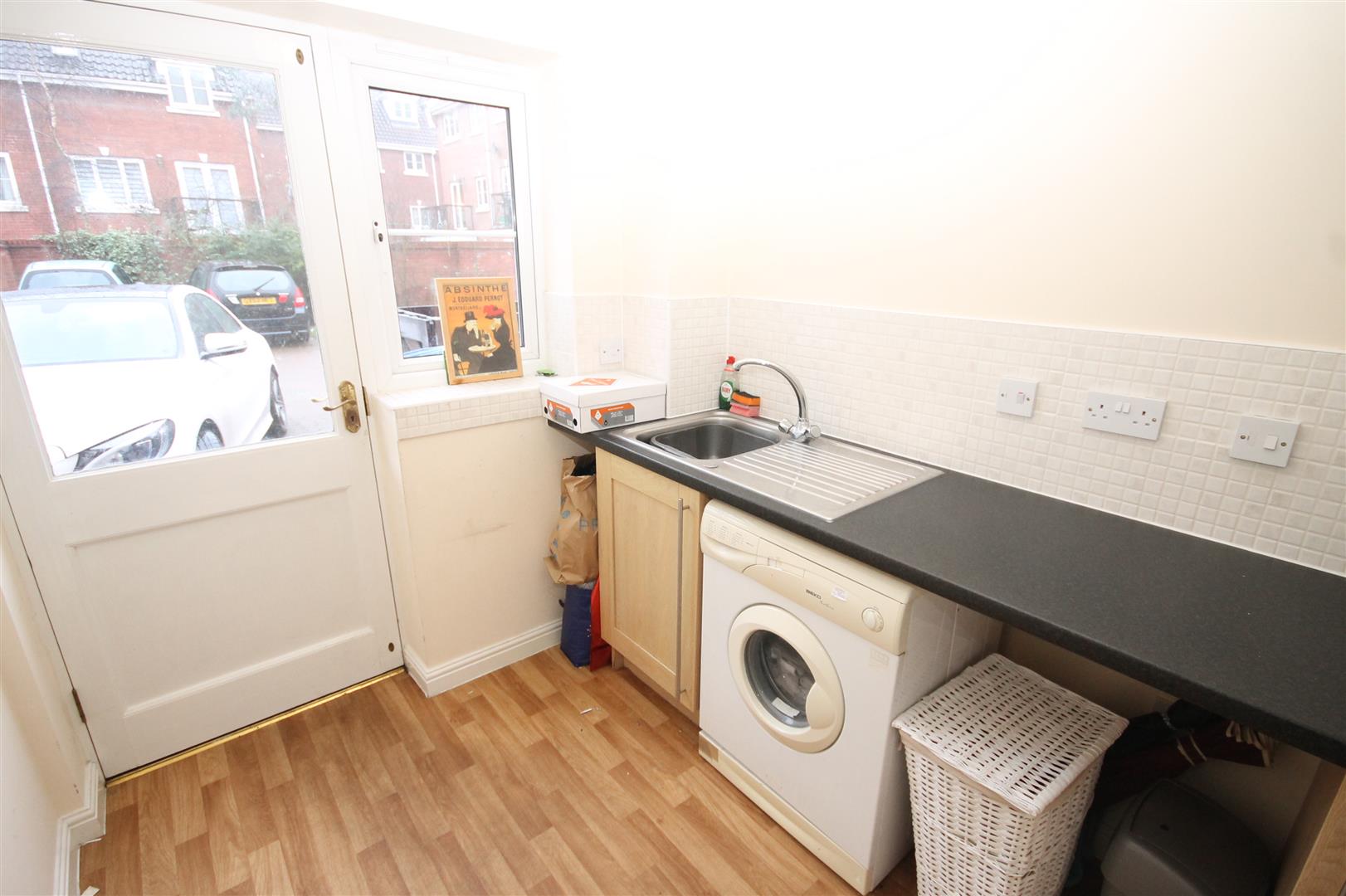 Property in Drayton Road, Norwich, Norfolk, NR3 2DW