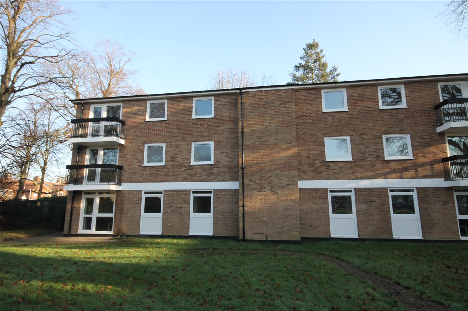 Property in Upton Road, Norwich, Norfolk, NR4 7PH