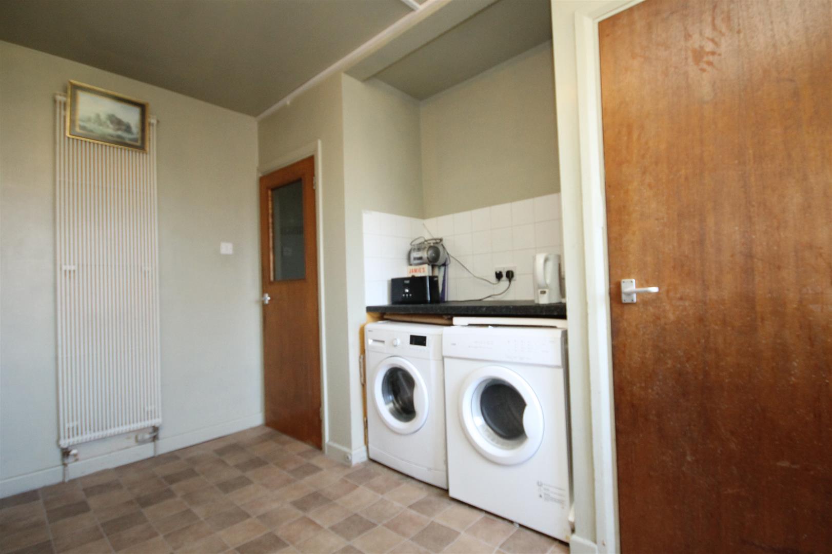 Property in A Drayton Road, Norwich, Norfolk, NR3 2AA