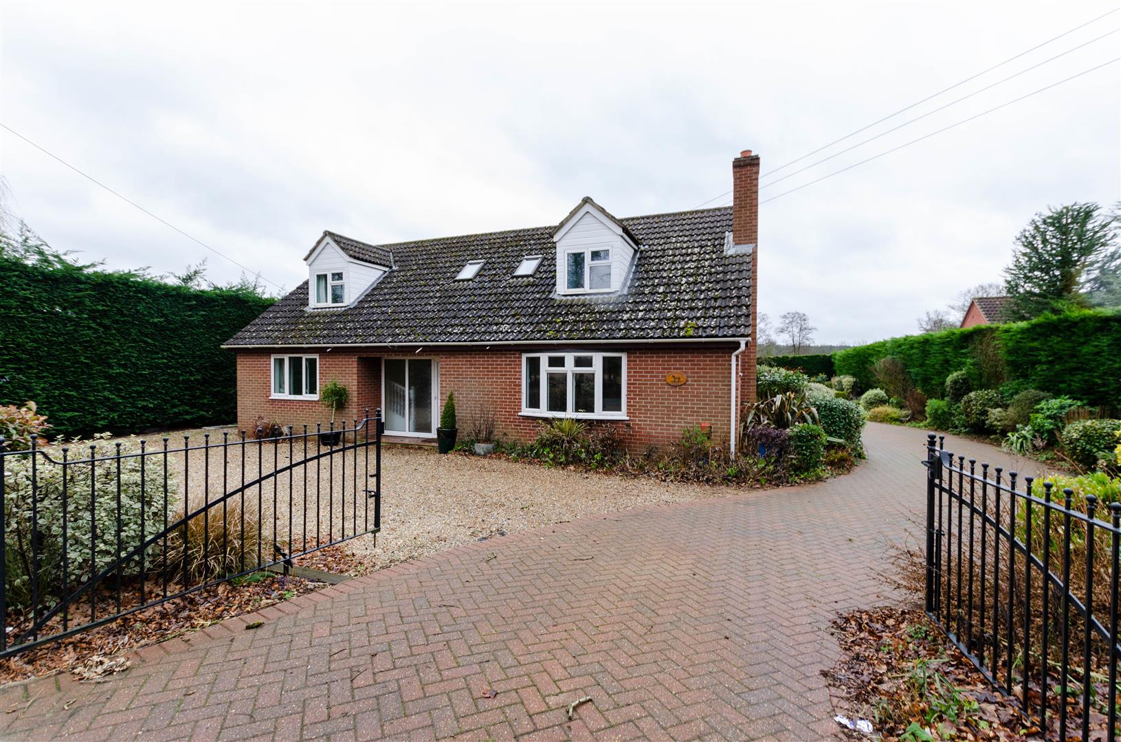 Property in Shortthorn Road, Stratton Strawless, Norwich, Norfolk, NR10 5NU