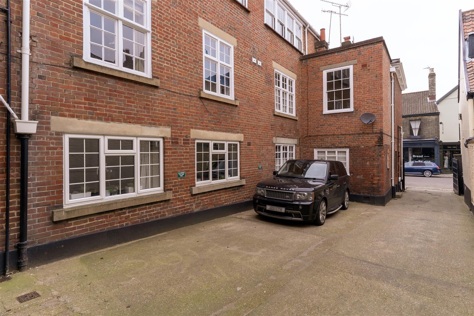 Property in Upper St. Giles Street, Norwich, Norfolk, NR2 1LT