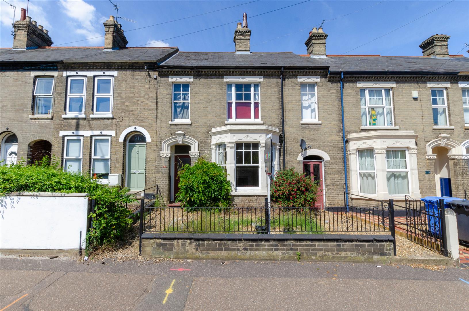 Property in Dereham Road, Norwich, Norfolk, NR2 3TJ