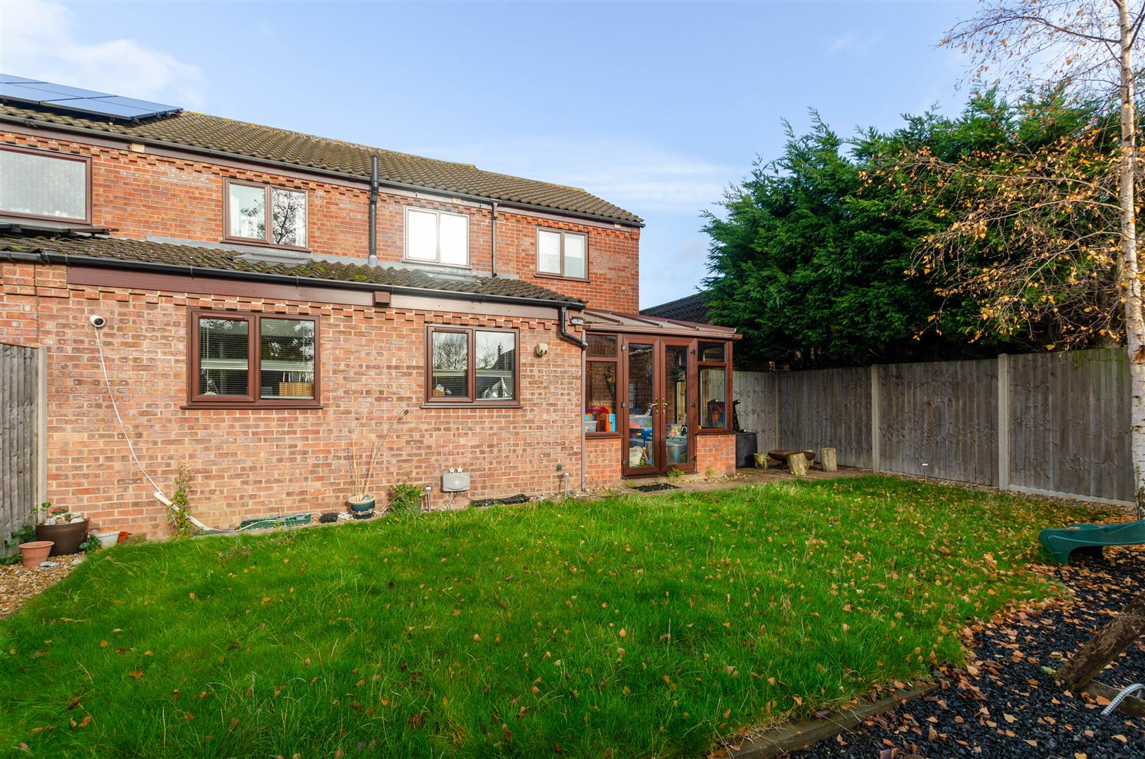 Property in Sweet Briar Road, Long Stratton, Norwich, Norfolk, NR15 2PU