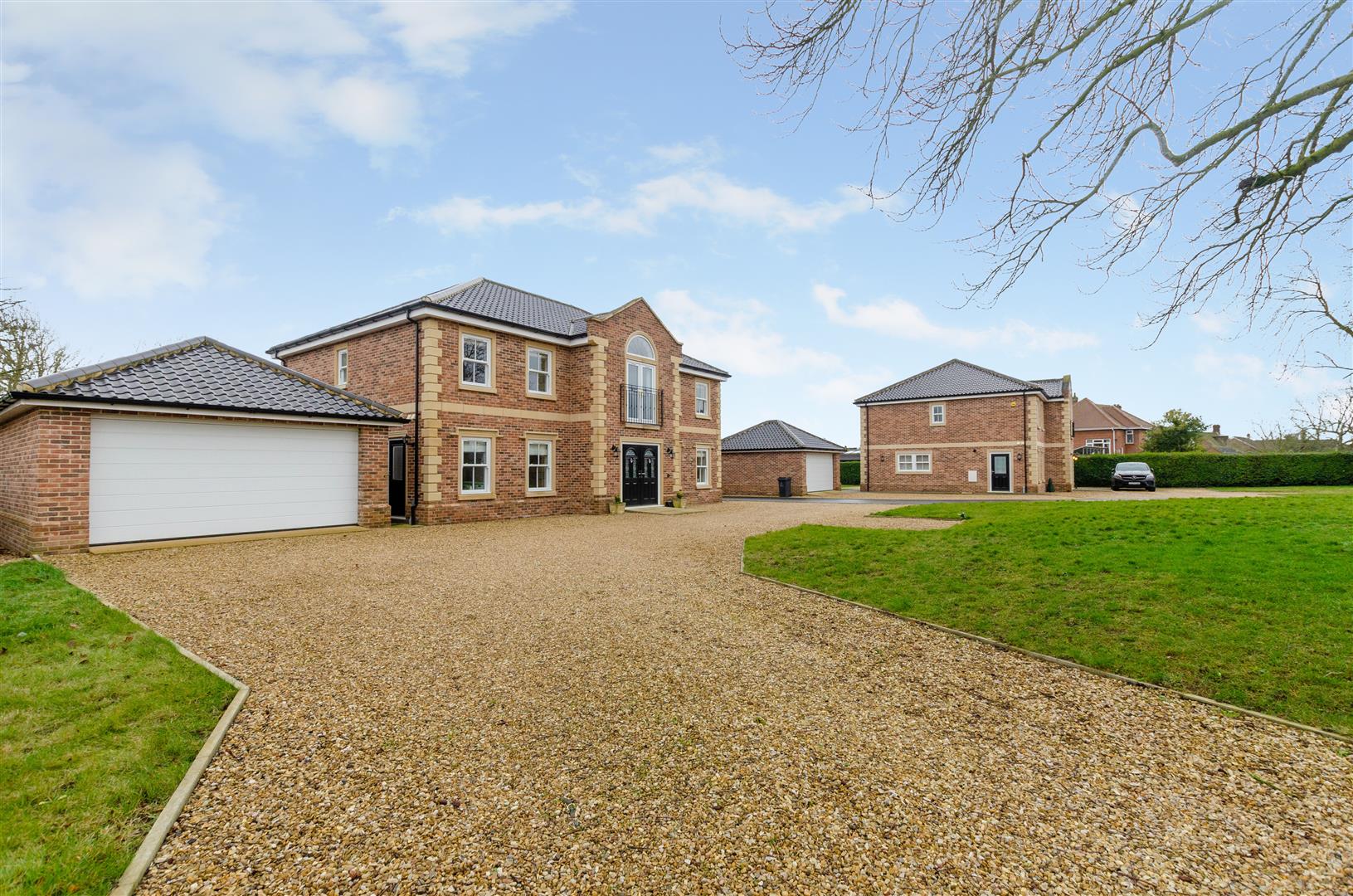 Property in Chestnut Drive, Attleborough, NR17 2FH