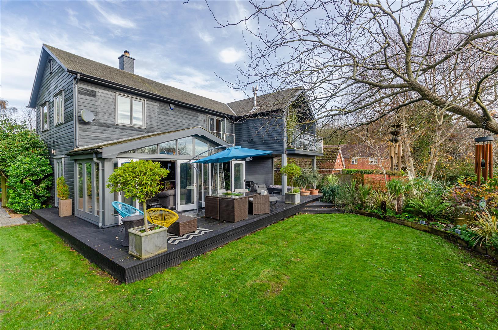 Property in Hall Lane, Postwick, Norwich, Norfolk, NR13 5AH