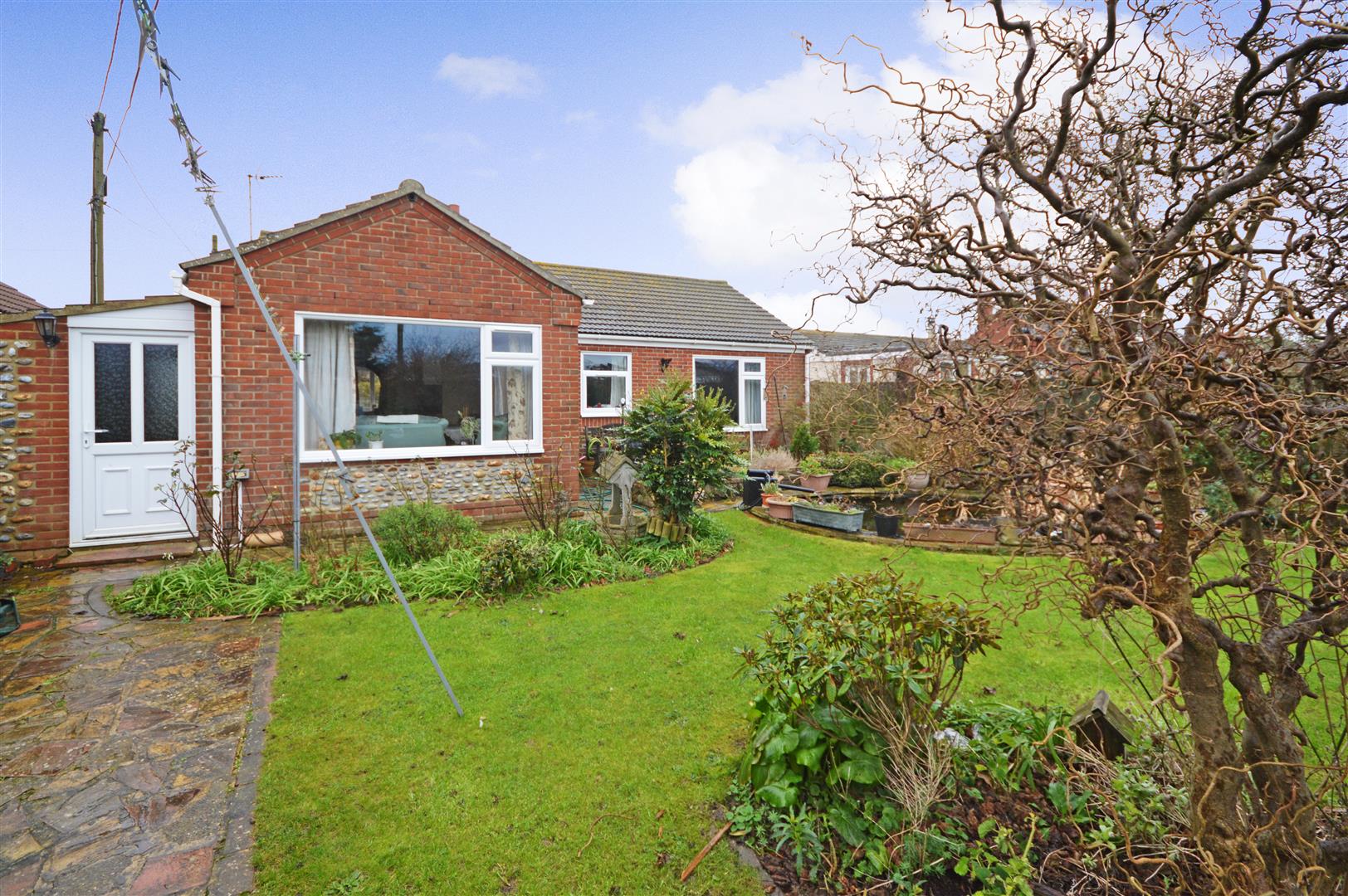 Property in Bush Estate, EcclesOnSea, Norwich, Norfolk, NR12 0SX