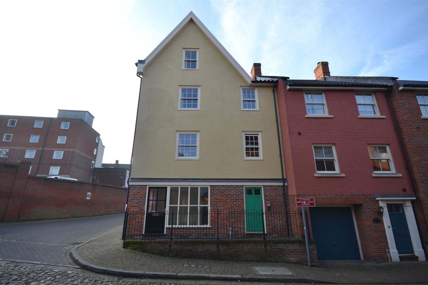 Property in Pigg Lane, Norwich, Norfolk, NR3 1RS