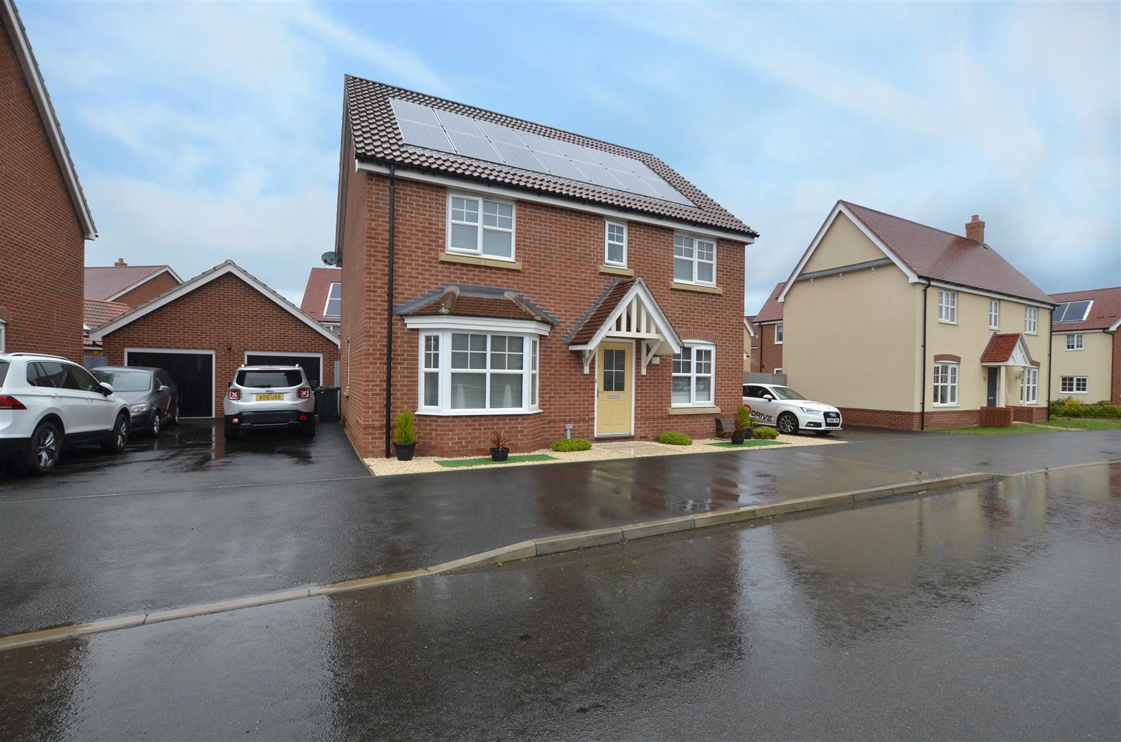 Property in Swallow Drive, Wymondham, NR18 9FN