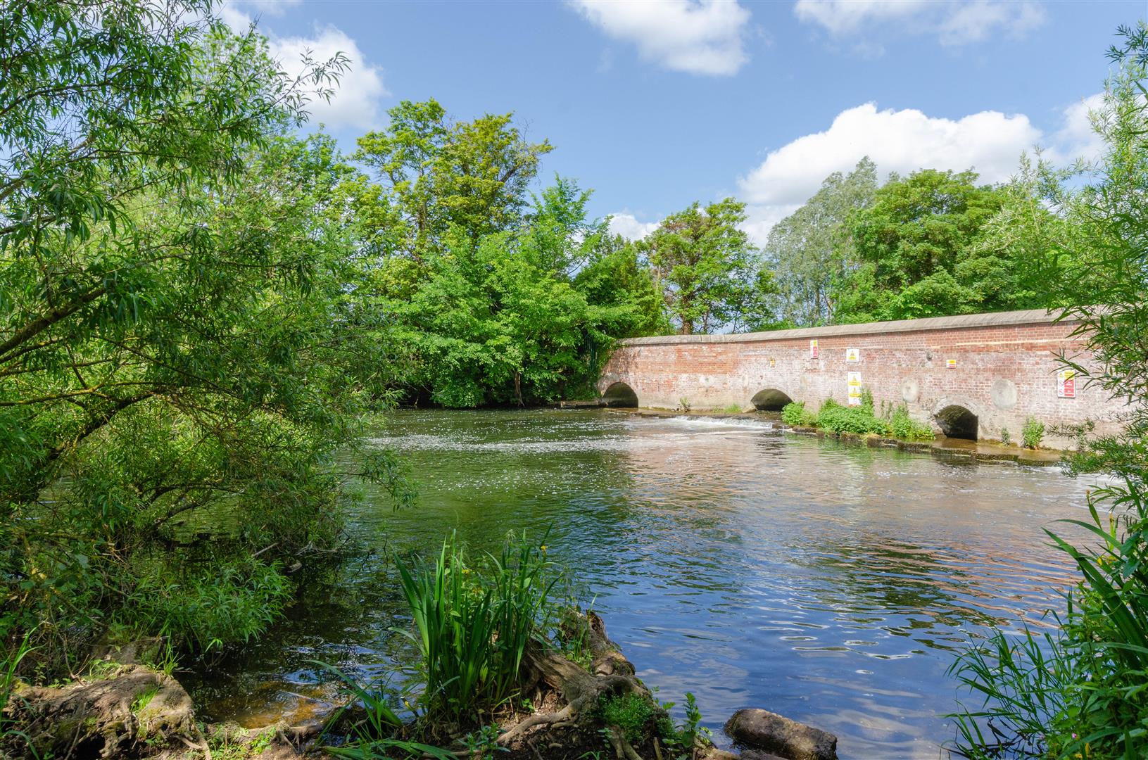 Property in Hellesdon Mill Lane, Norwich, NR6 5AN