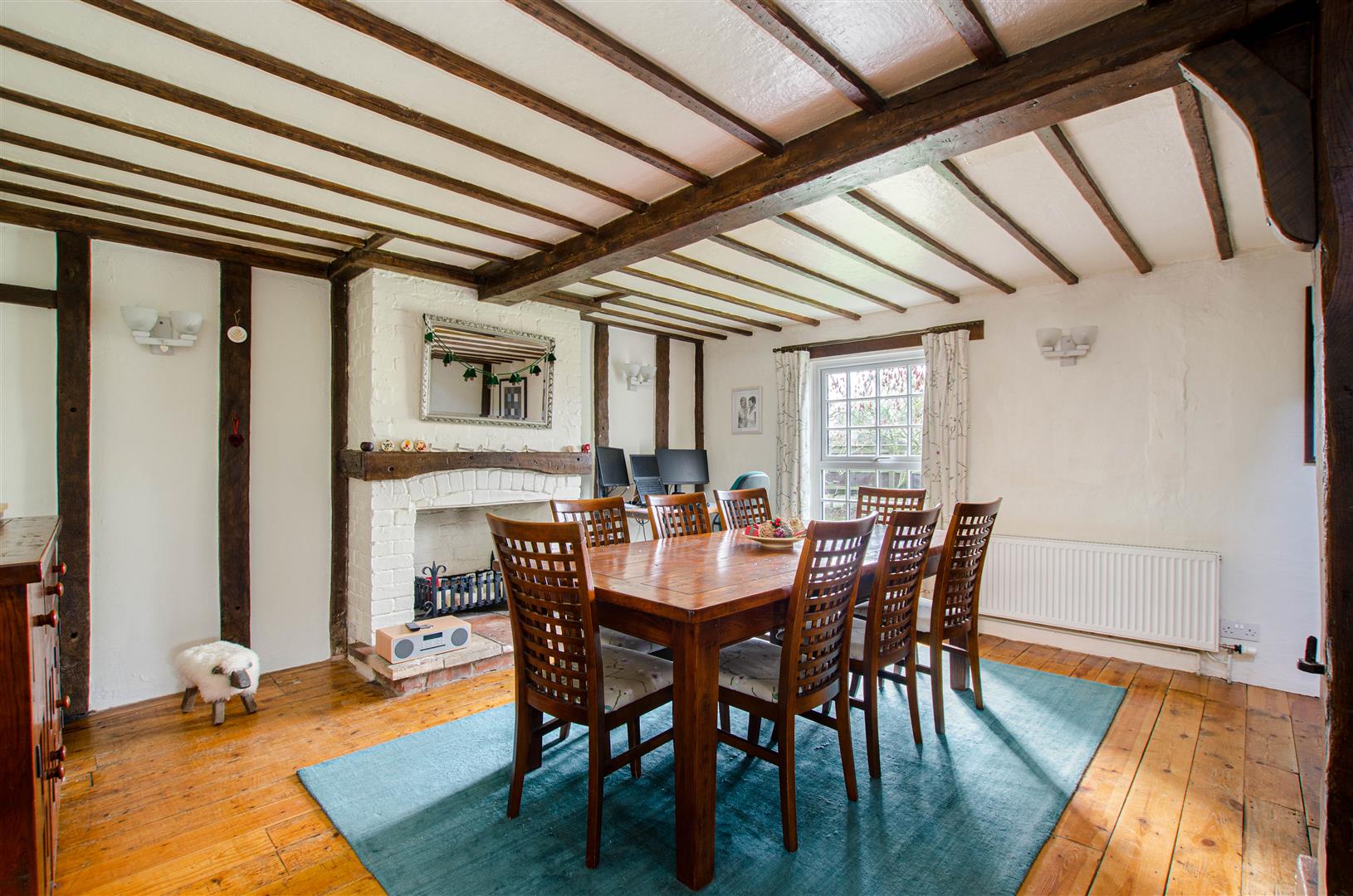 Property in Fen Road, Carleton Rode, Norfolk, NR16 1RT