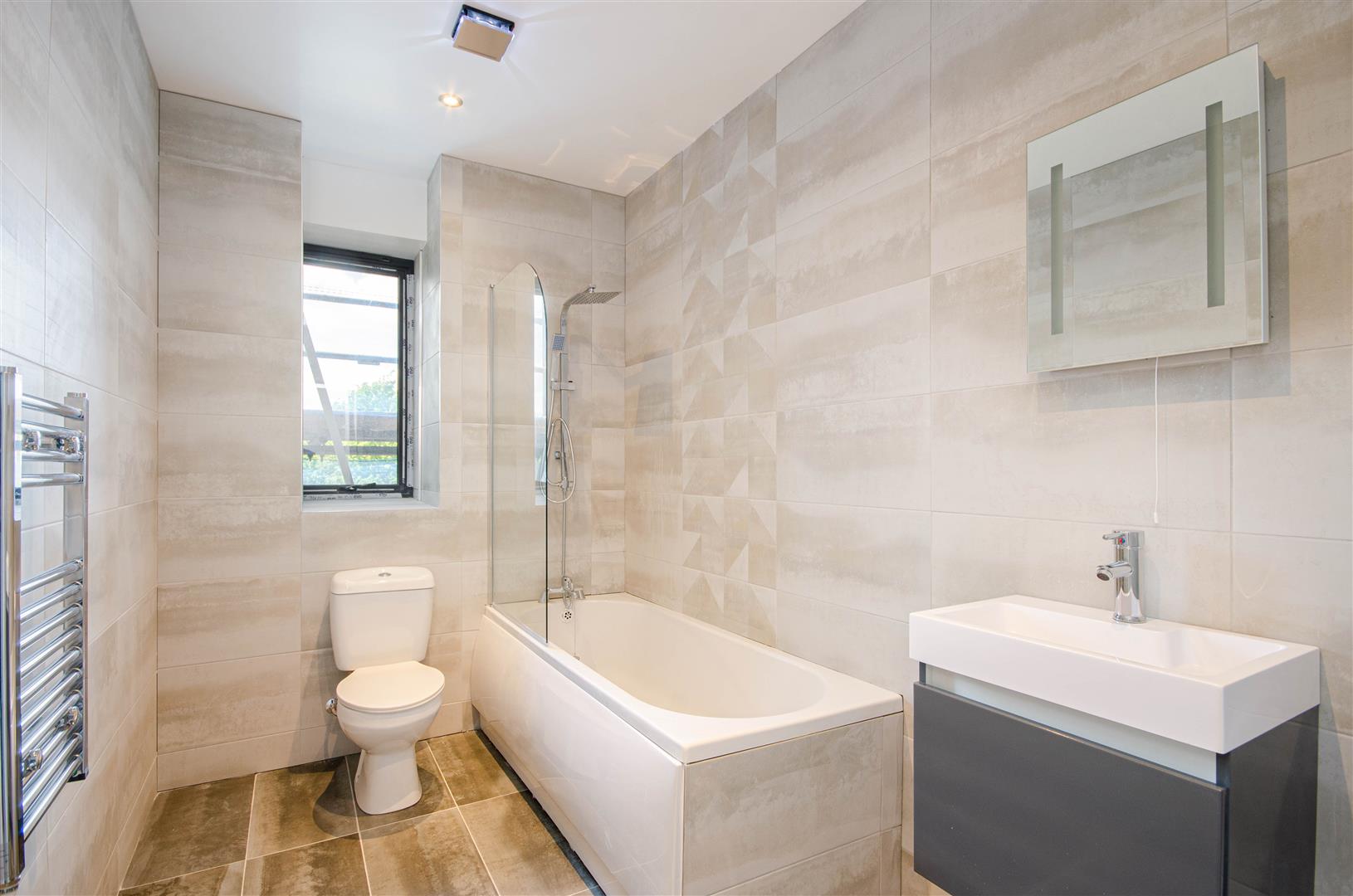 Property in Vantage House, Pottergate, Norwich, Norfolk, NR2 1BE