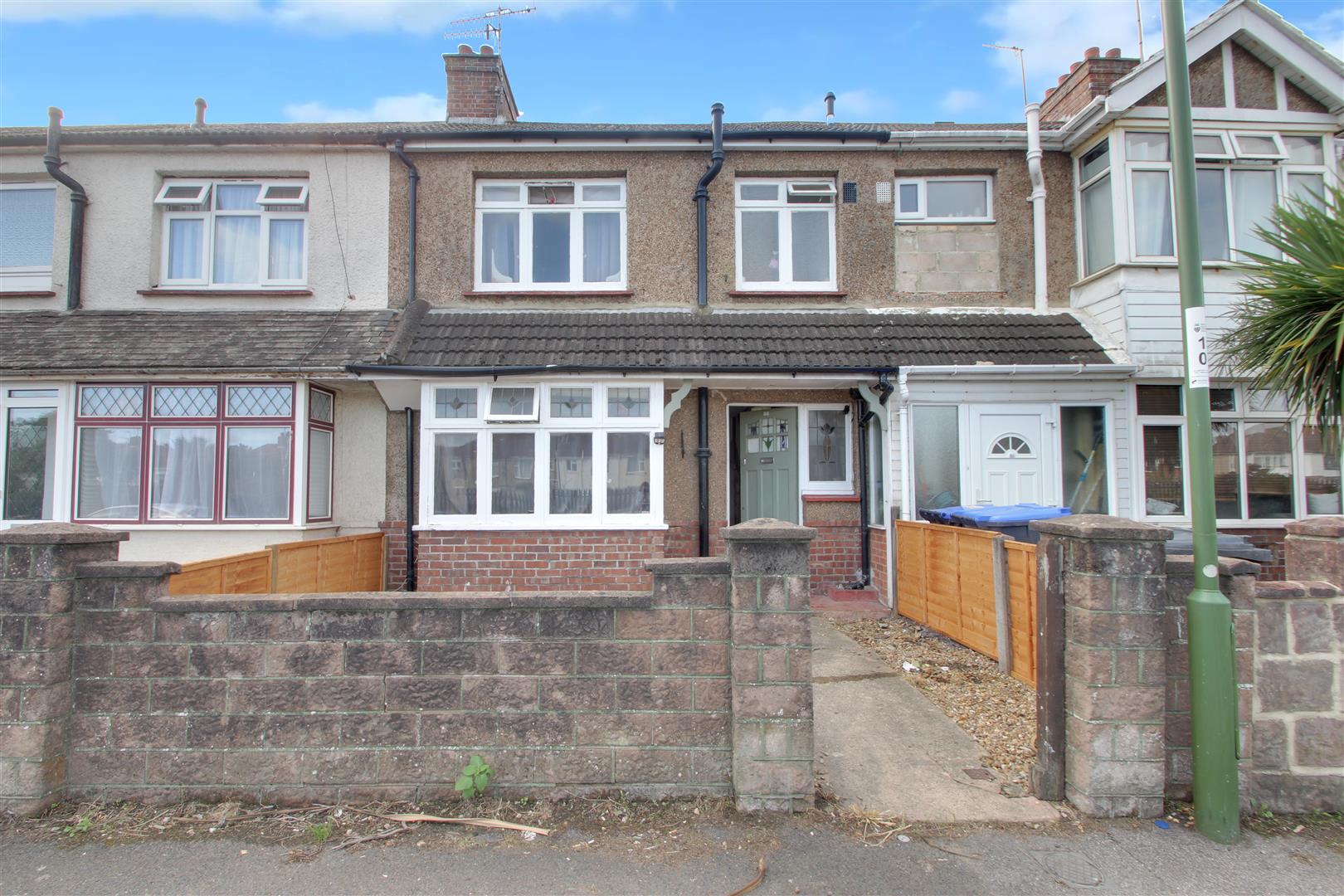 Property in Freshbrook Road, Lancing, West Sussex, BN15 8DA