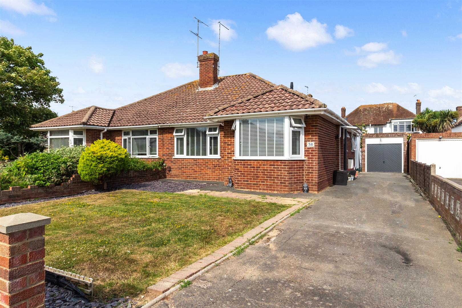 Devonport Road, Worthing, BN11