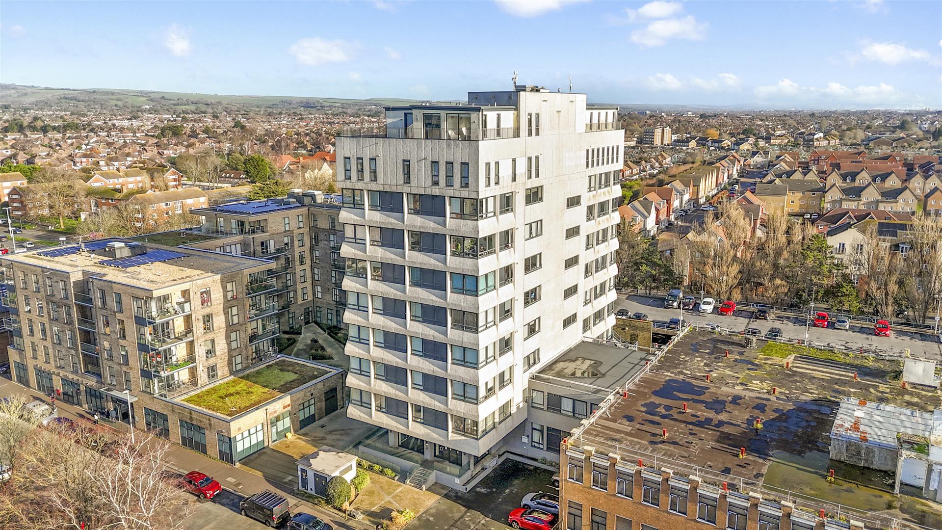 Skyline Apartments, 1, The Causeway, Cast, BN12