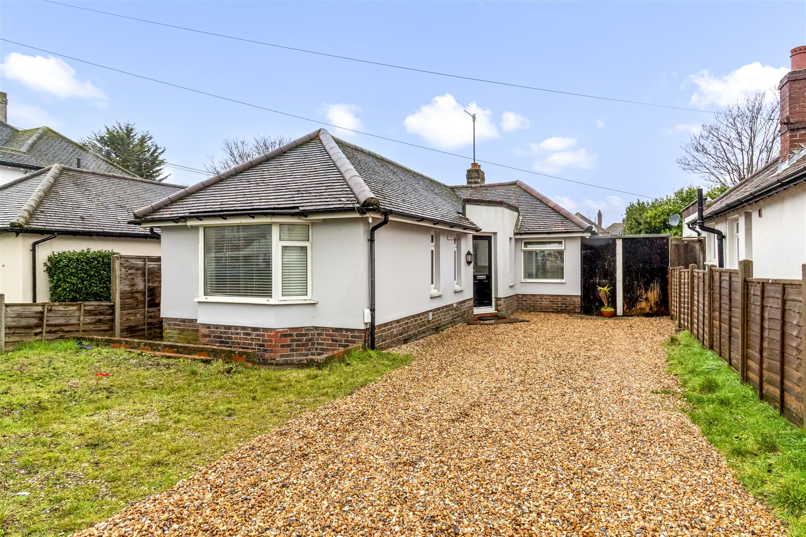 Hadley Avenue, Worthing, BN14