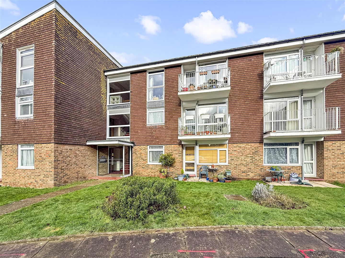 Dorchester Gardens, Worthing, BN11