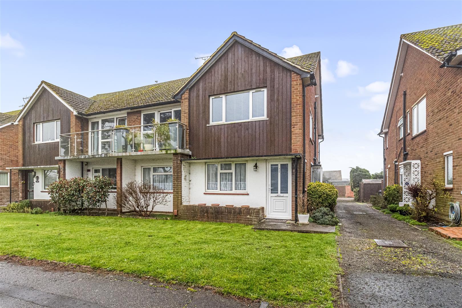 Goring Road, Worthing, BN12