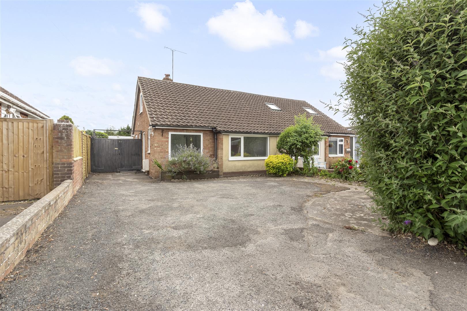 Rogate Road, Worthing, BN13