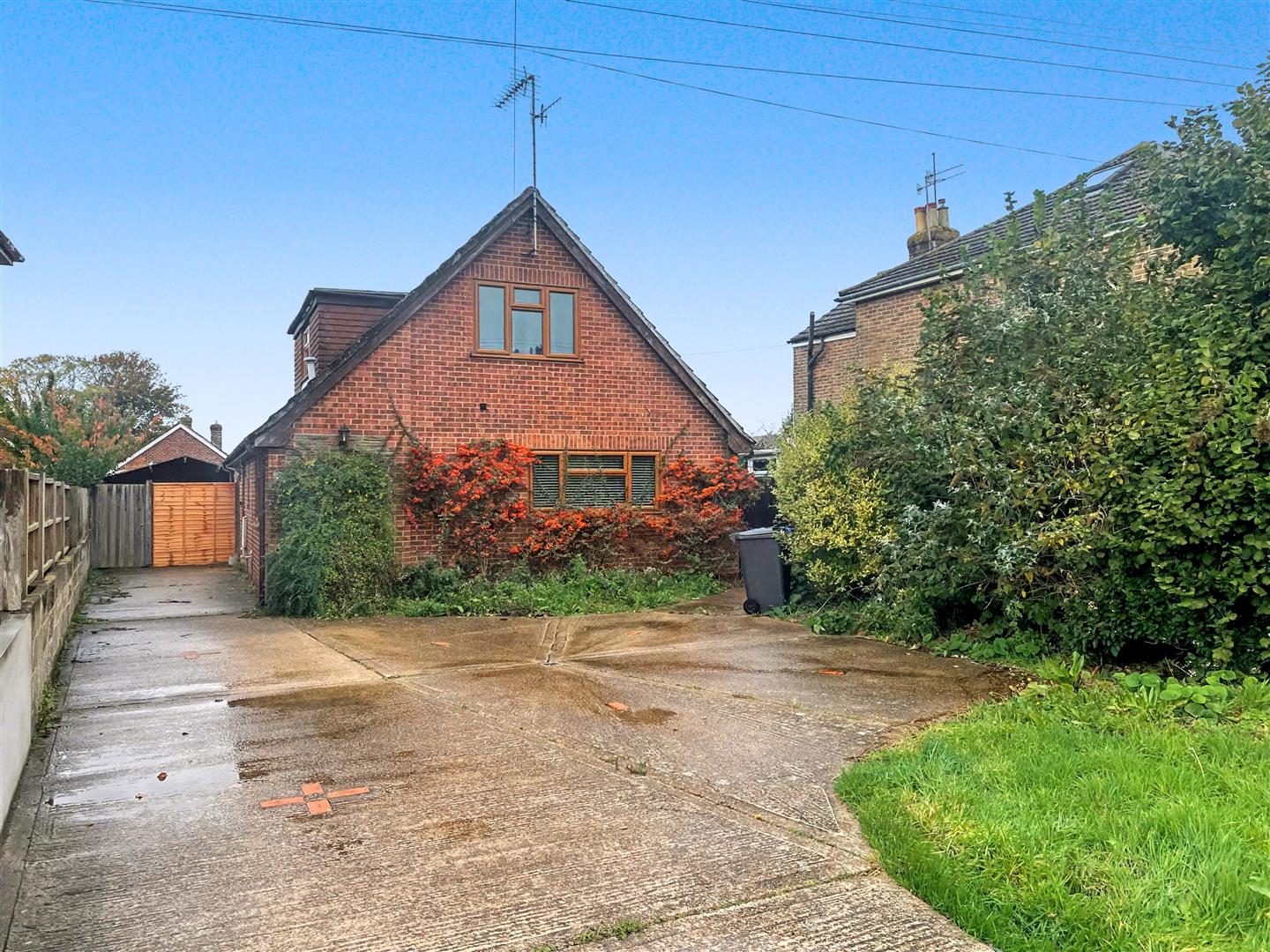 Durrington Lane, Worthing, BN13