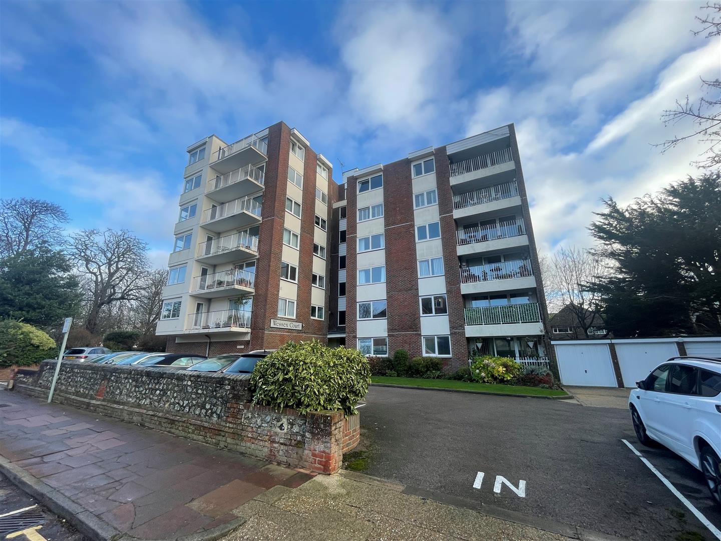 Tennyson Road, Worthing, BN11