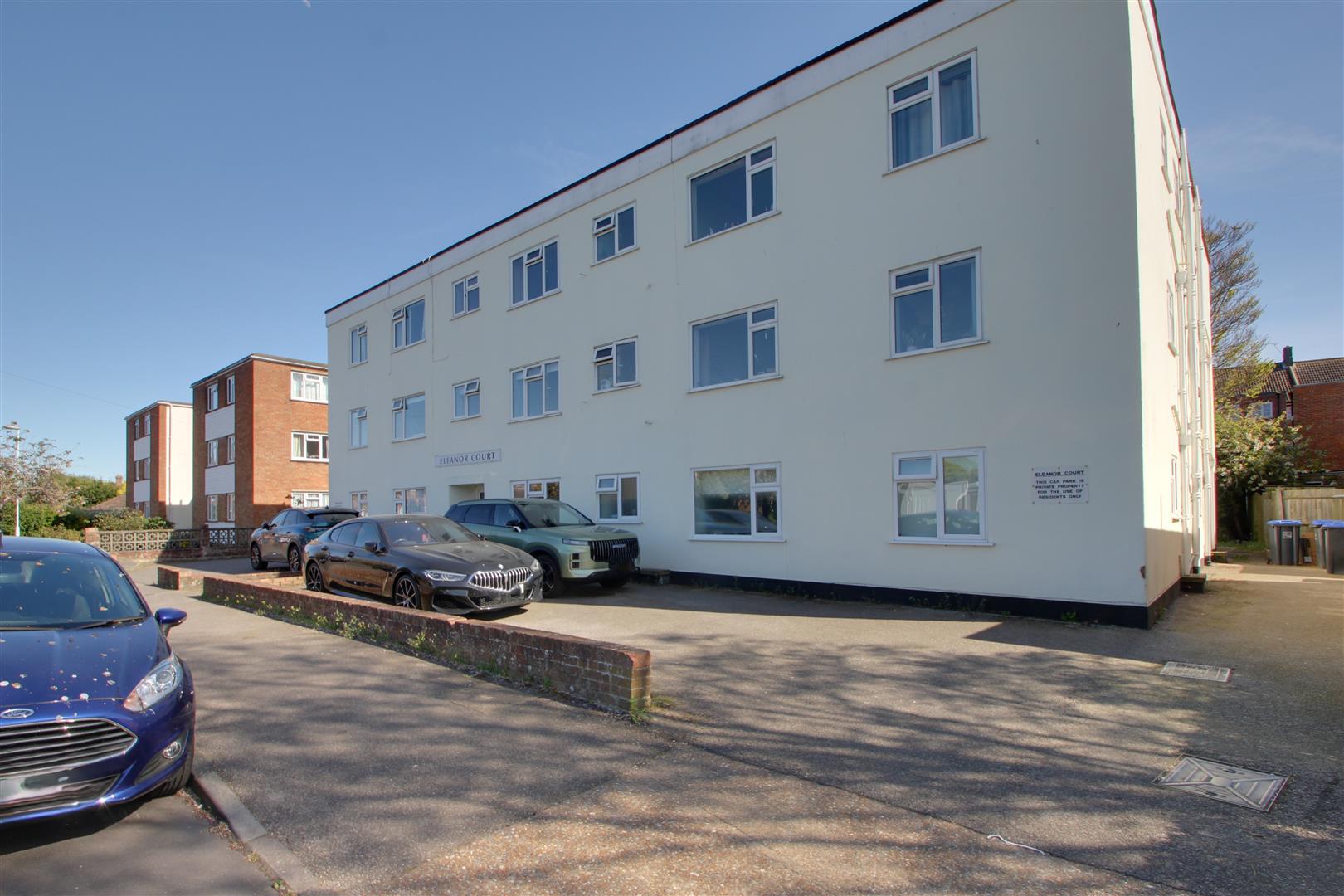 Bruce Avenue, Worthing, BN11