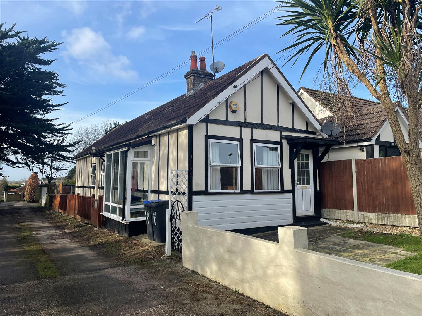 Wellingham Lane, Worthing, BN13