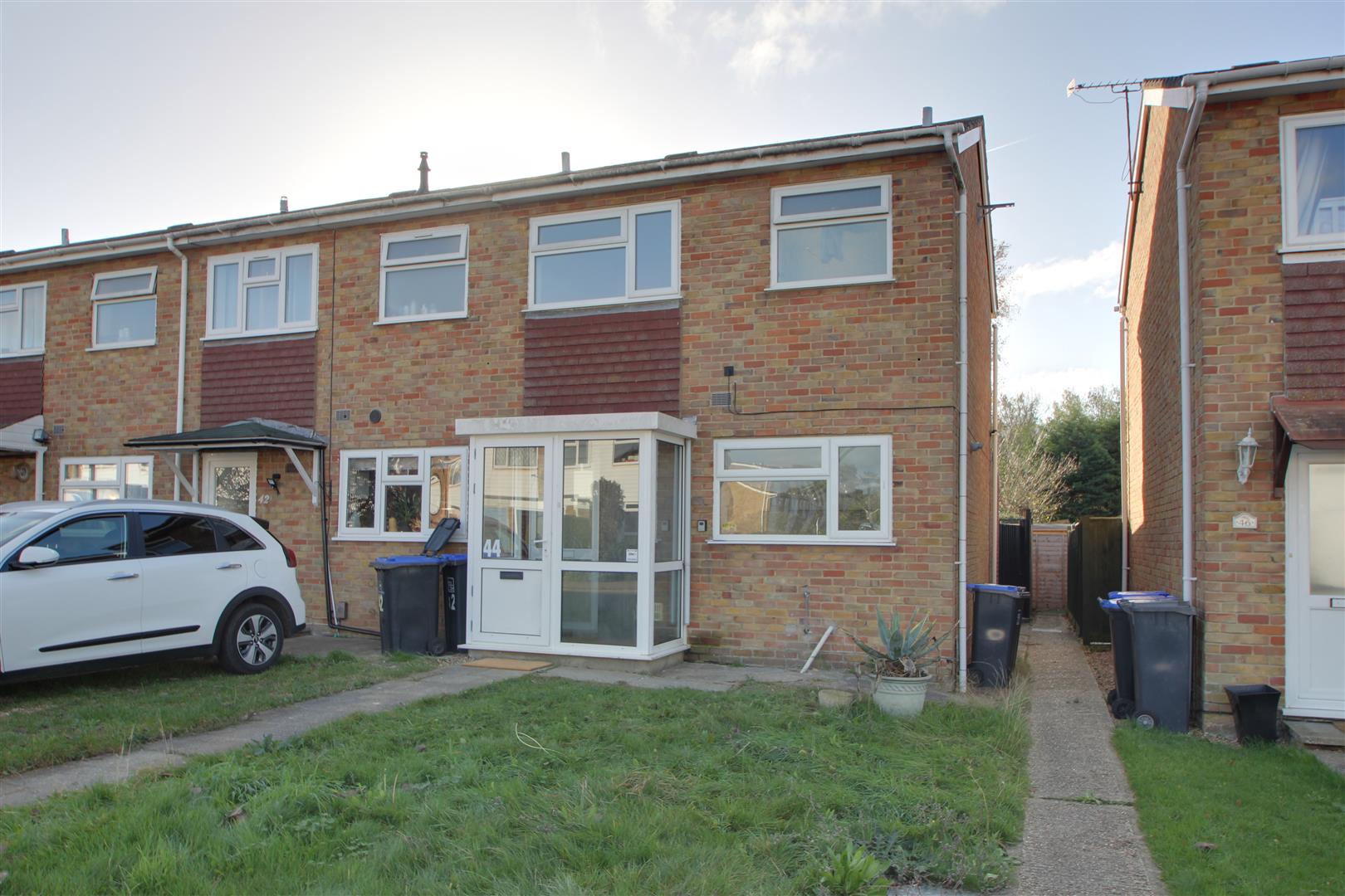 Willow Crescent, Worthing, BN13