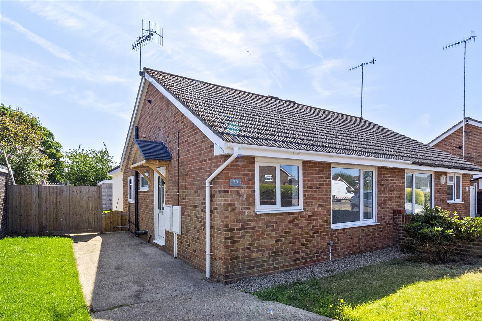 Edmonton Road, Worthing, BN13