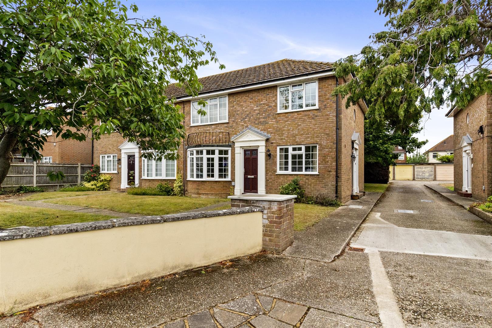 St. Lawrence Avenue, Worthing, BN14