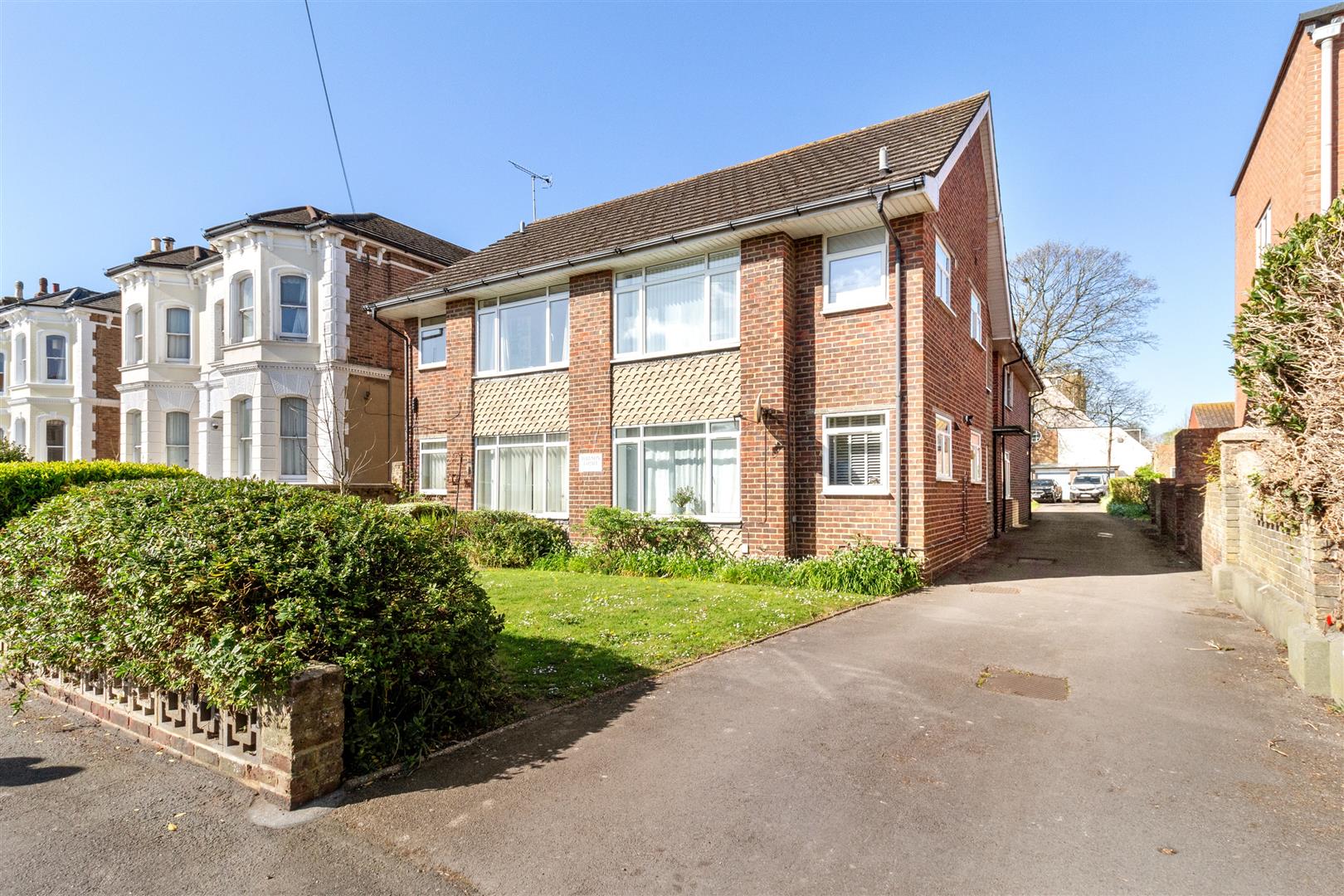 Victoria Road, Worthing, BN11