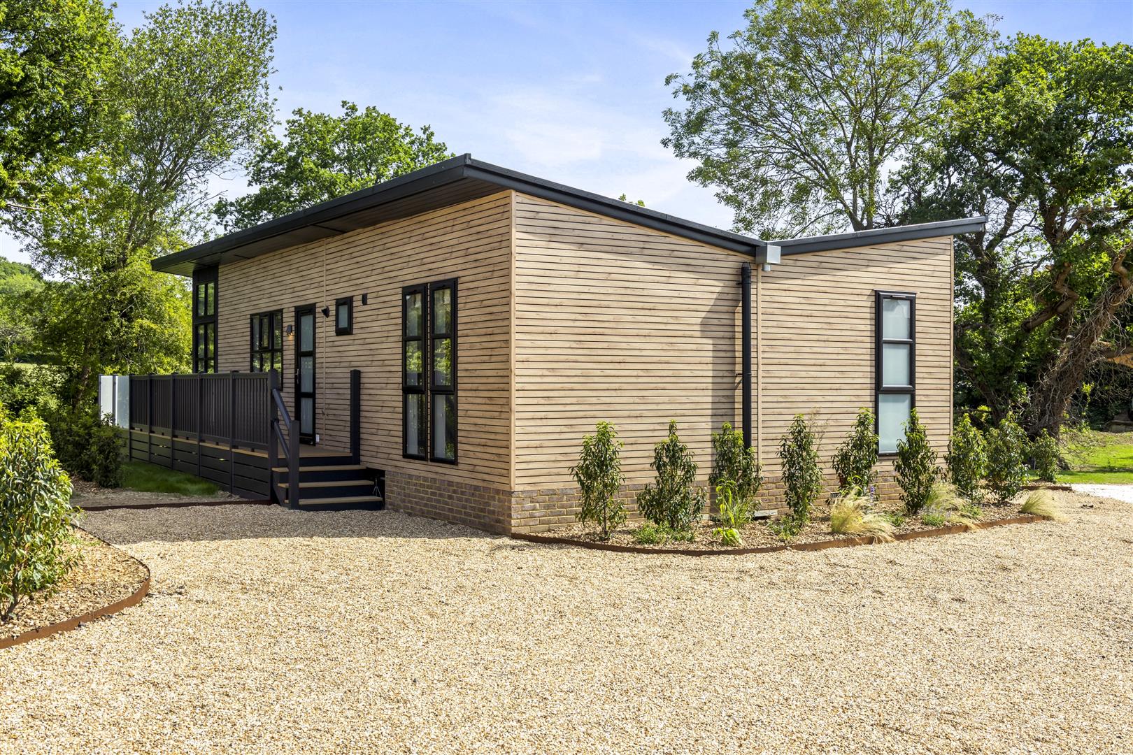 Bluebell Park, Sumners Ponds, Horsham, RH13