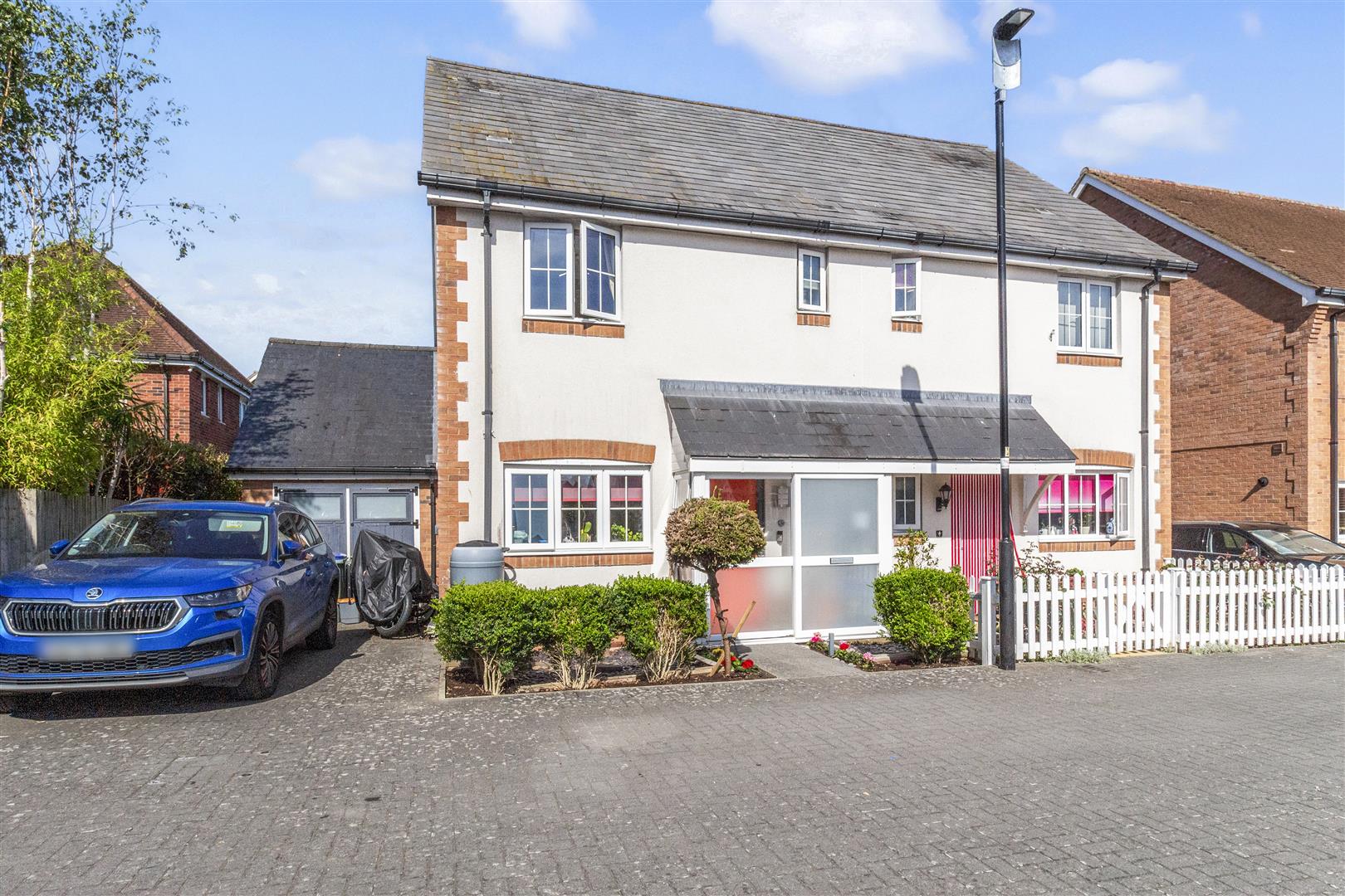 Meadow Drive, Henfield, BN5