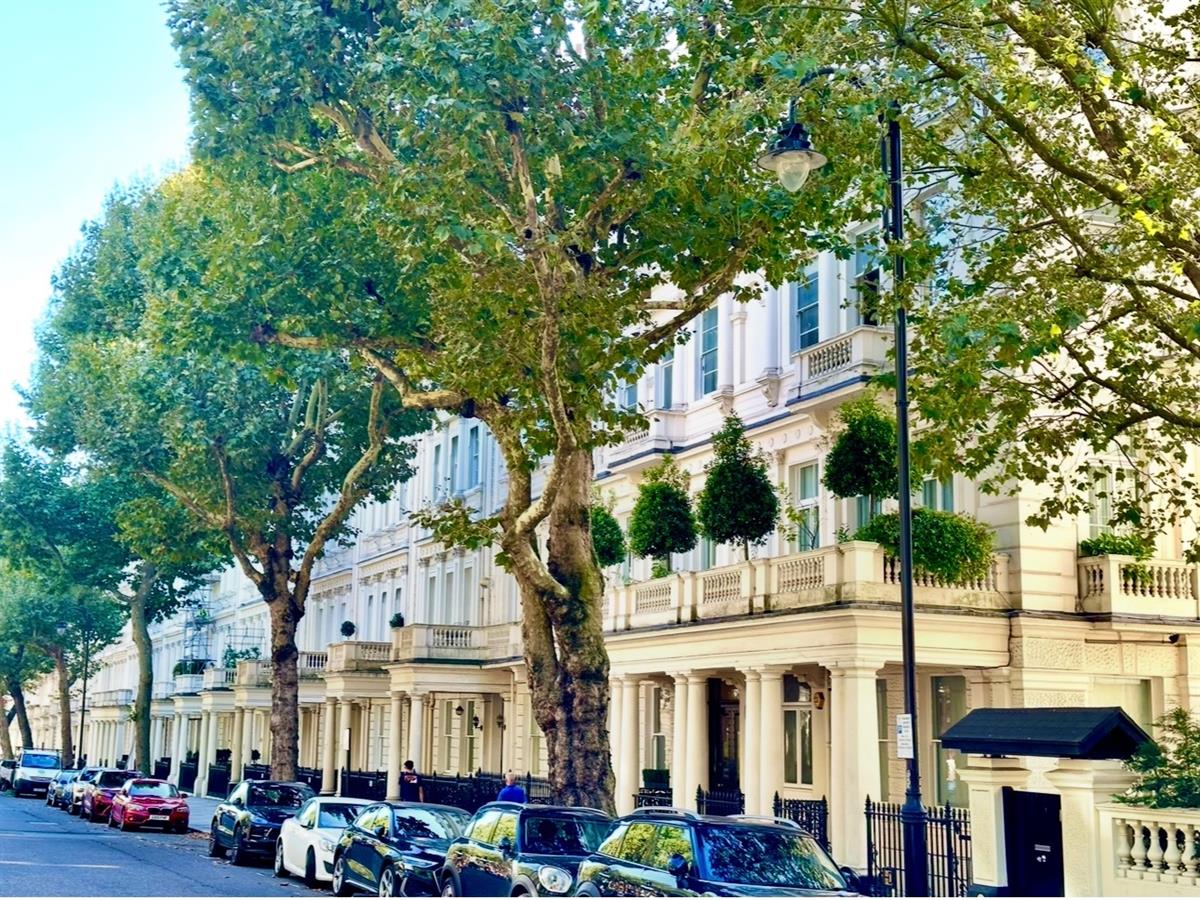 11 Queen's Gate, London, SW7
