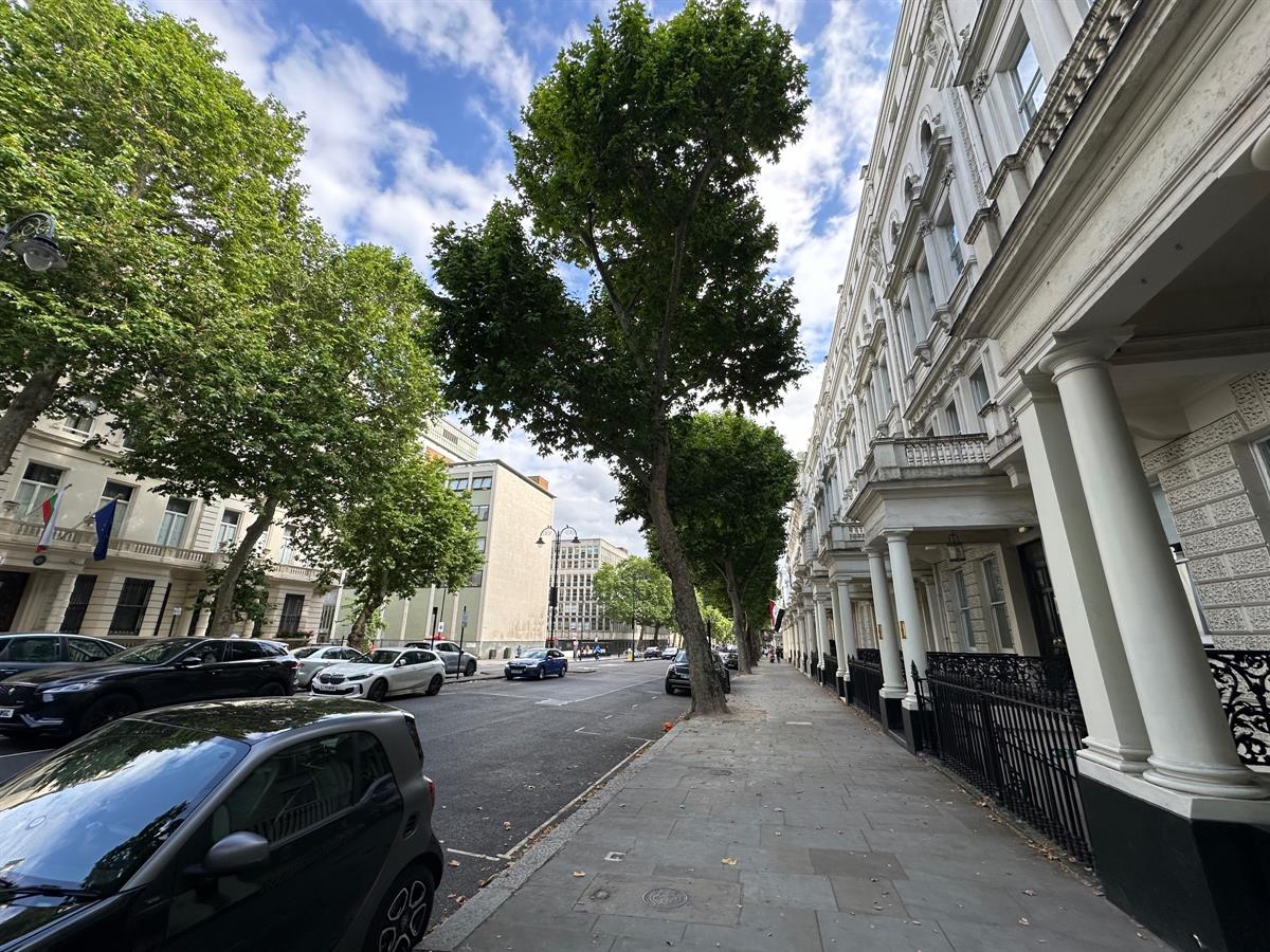  Queen's Gate, London, SW7 5EL