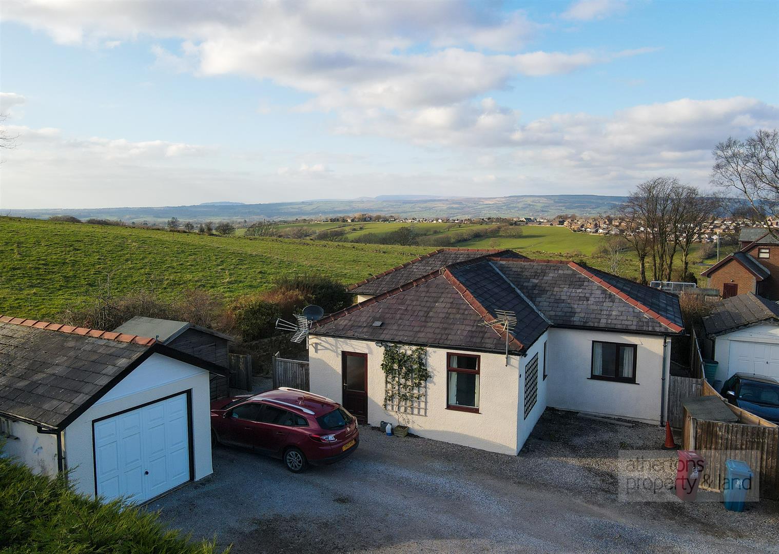 Property in Paris, Ramsgreave, Blackburn, Lancashire, BB1 9BJ