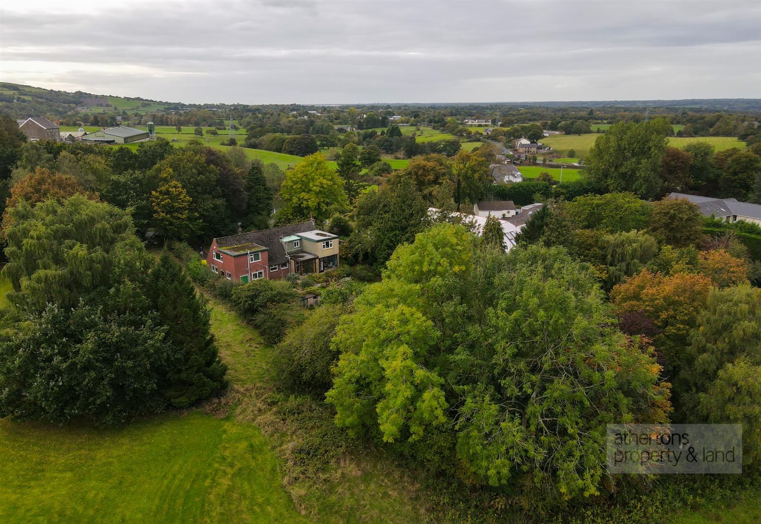 Property in Ribchester Road, Clayton Le Dale, Blackburn, Lancashire