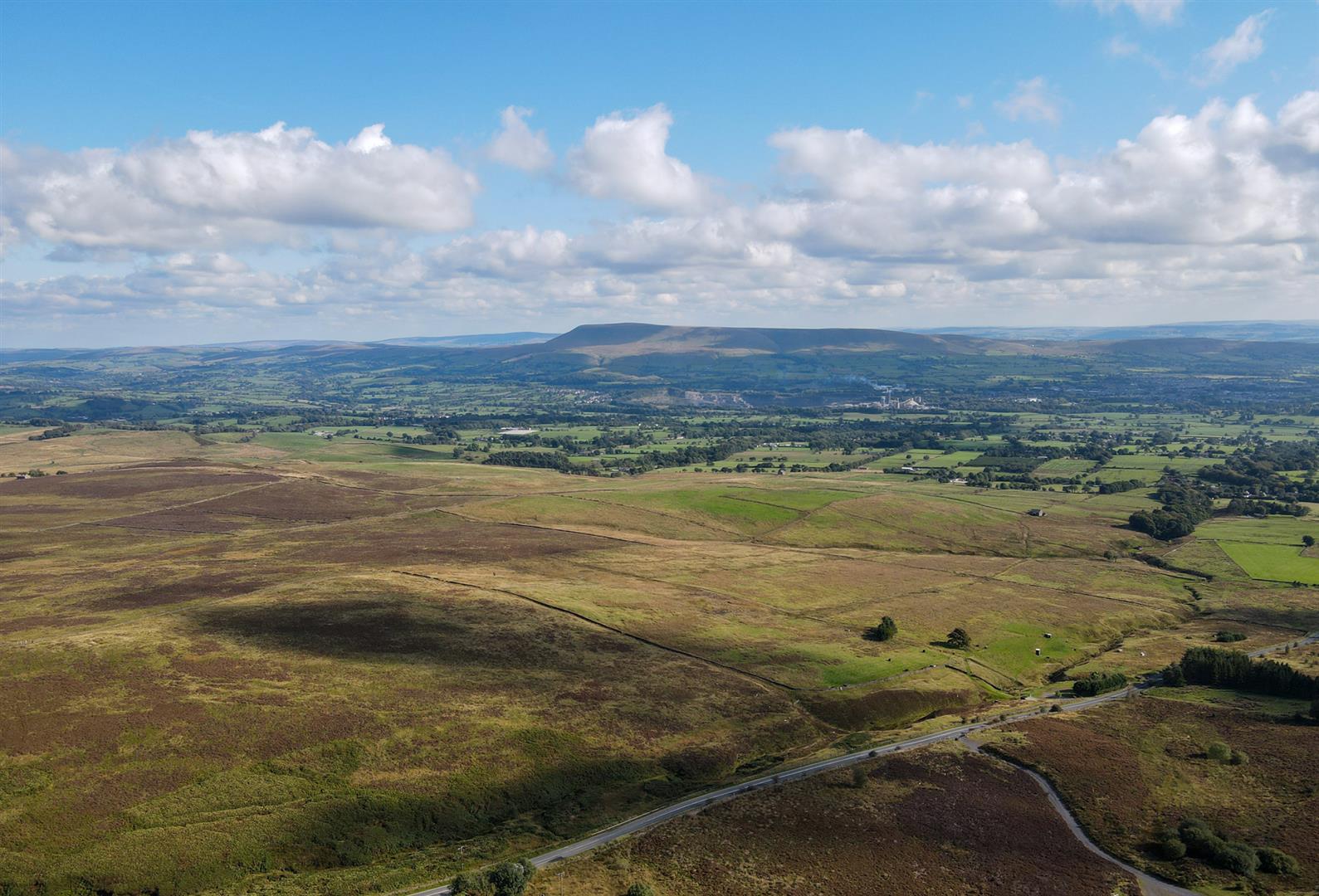 Property in Slaidburn Road, Waddington, Clitheroe, BB7 3JJ