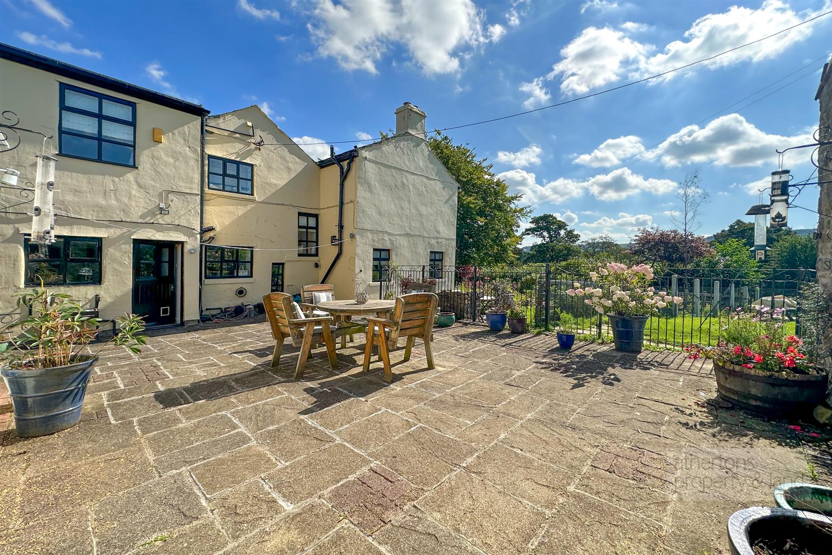 Property in Northcote Road, Langho, Lancashire, BB6 8BD