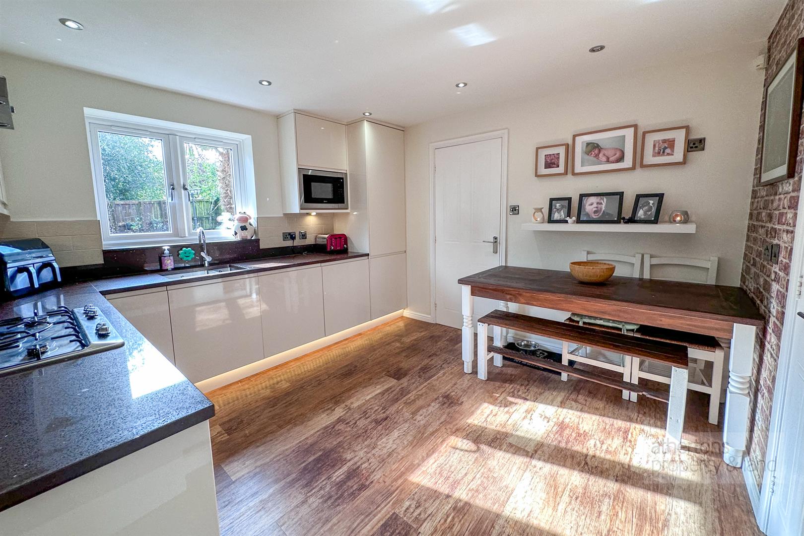 Property in Simmons Way, Clayton Le Moors, Accrington, BB5 5WW