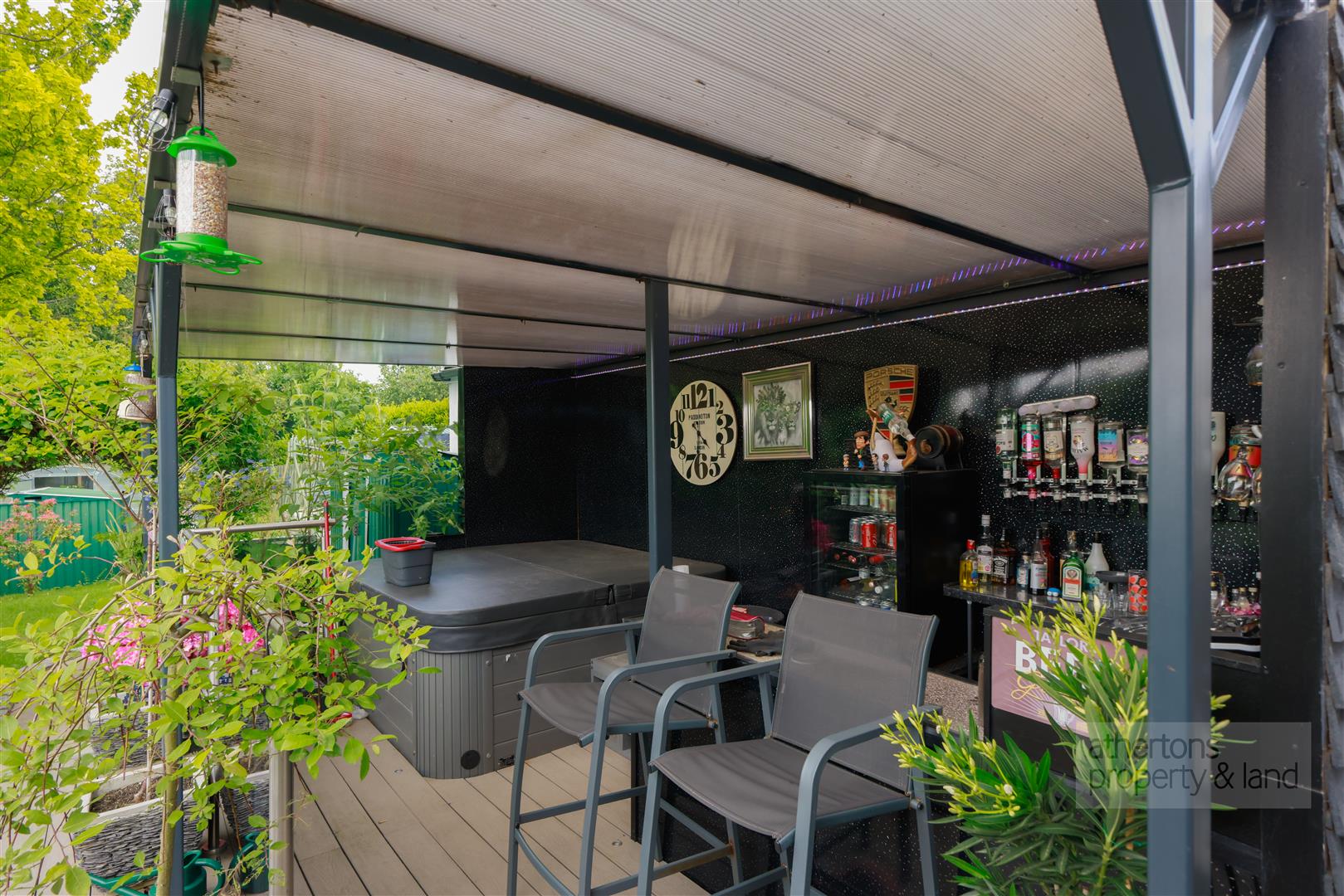 Property in Longridge Road, Hurst Green, Clitheroe, BB7 9QP